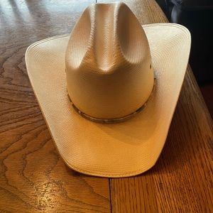 Wrangler straw hat 6X